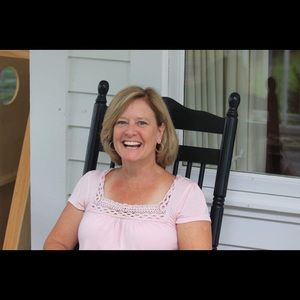 Meet your Posher, Nancy